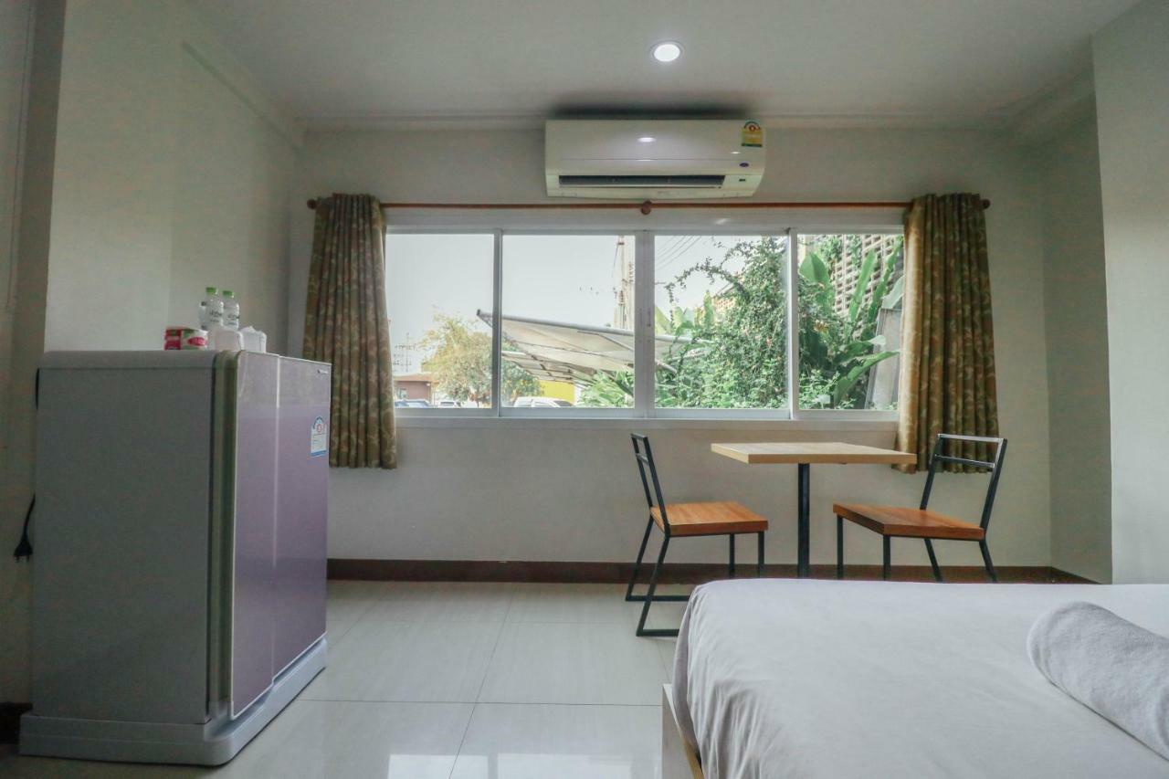 DD Place Suphanburi Exterior foto